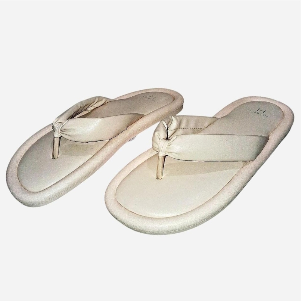 Halston Nude Vegan Leather Flip Flops Sandals Cream Strappy Size 9.5 New